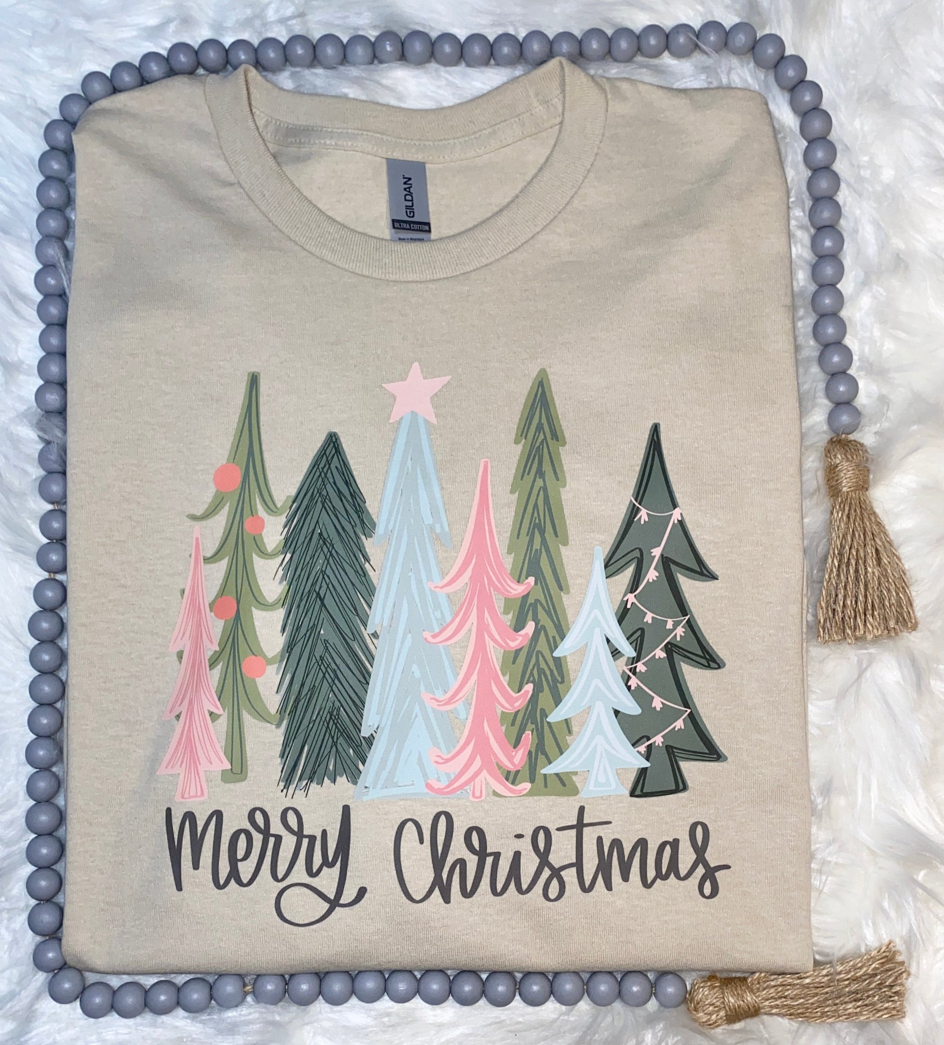 Merry Christmas Shirt, Watercolor Design, Christmas T-Shirt, Long/Short Sleeve